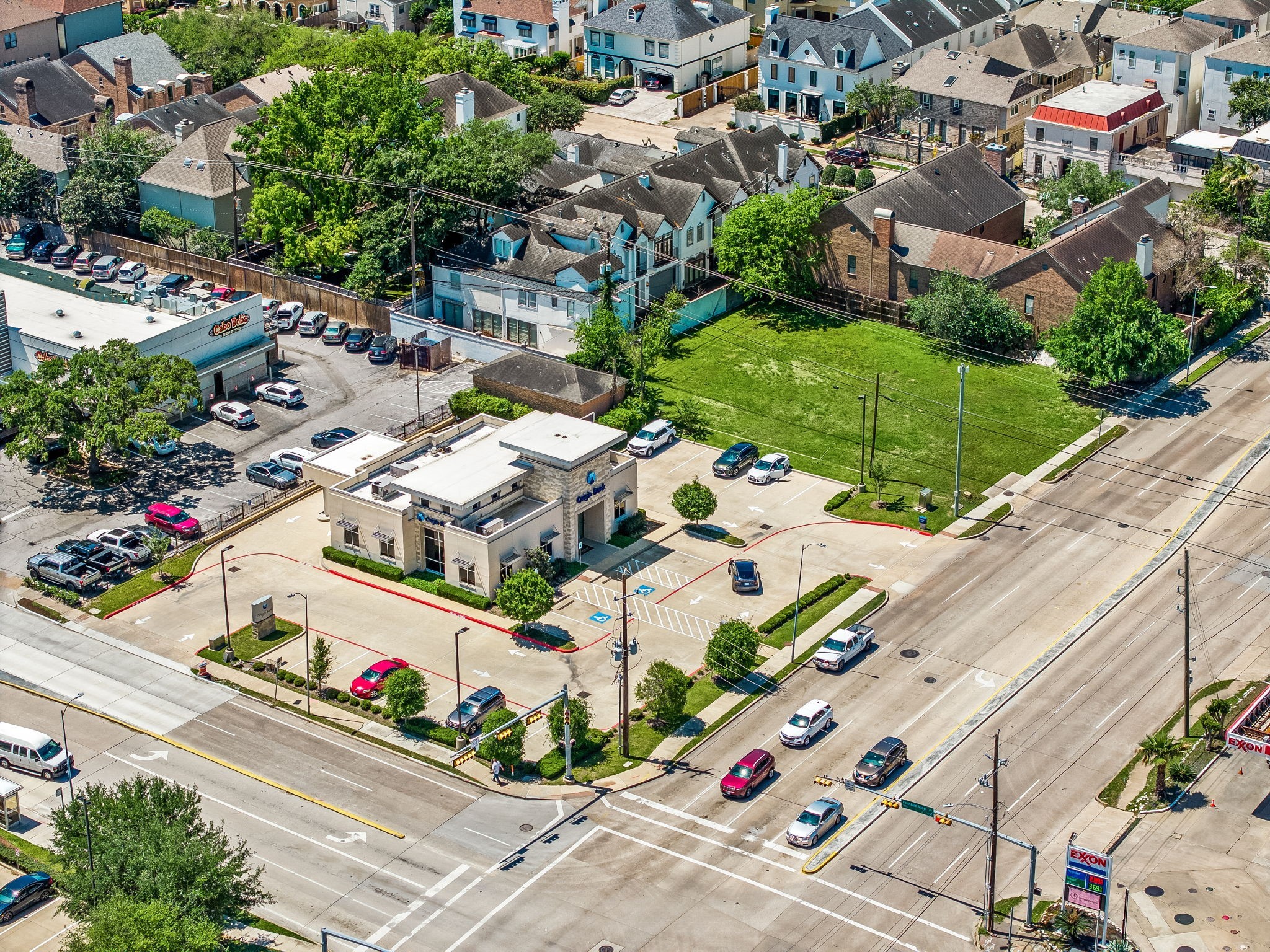 5917 San Felipe Street Houston, TX 77057 - Photo 25 of 41 a picture of city view