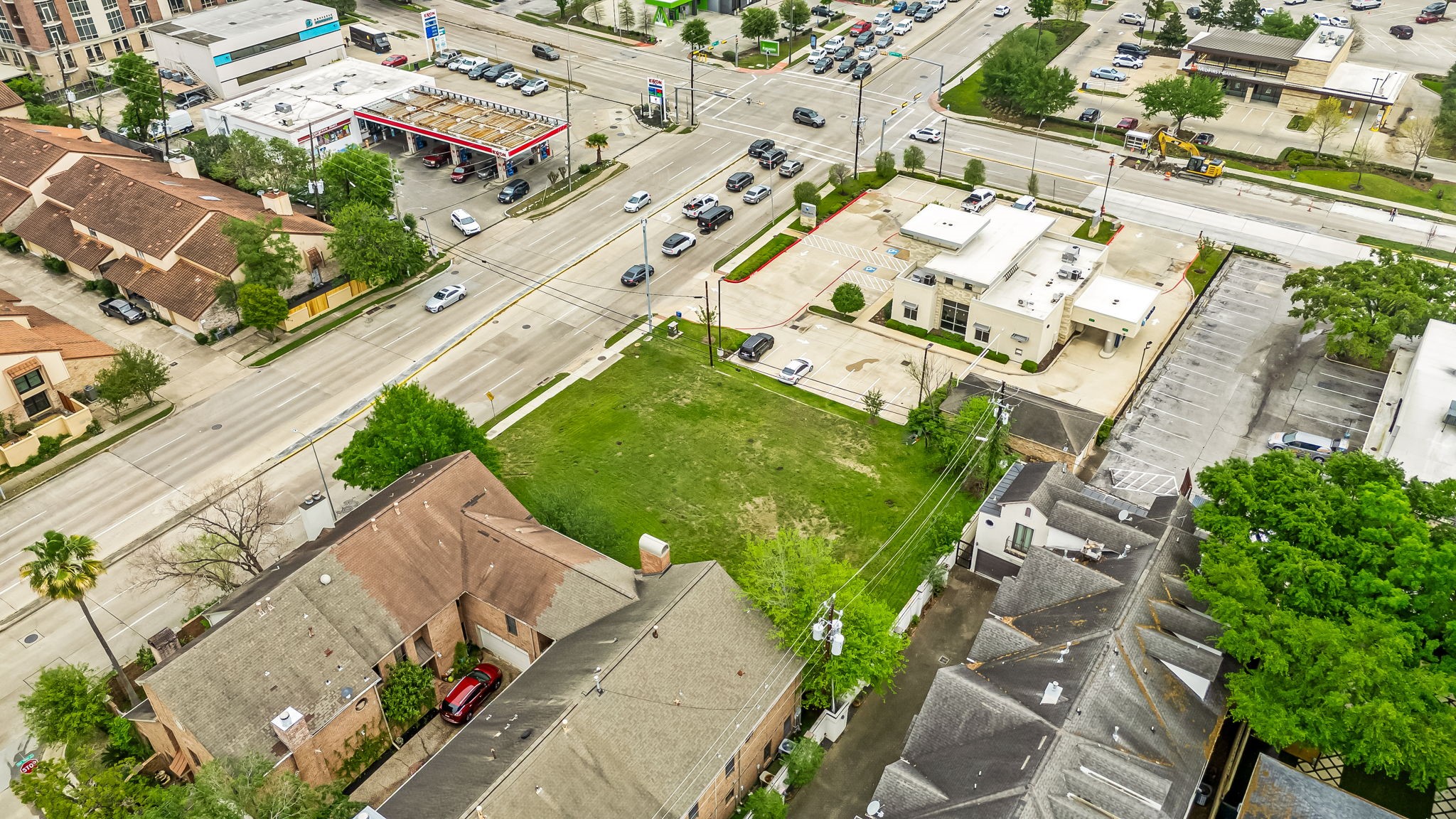 5917 San Felipe Street Houston, TX 77057 - Photo 27 of 41 an aerial view of residential houses with outdoor space