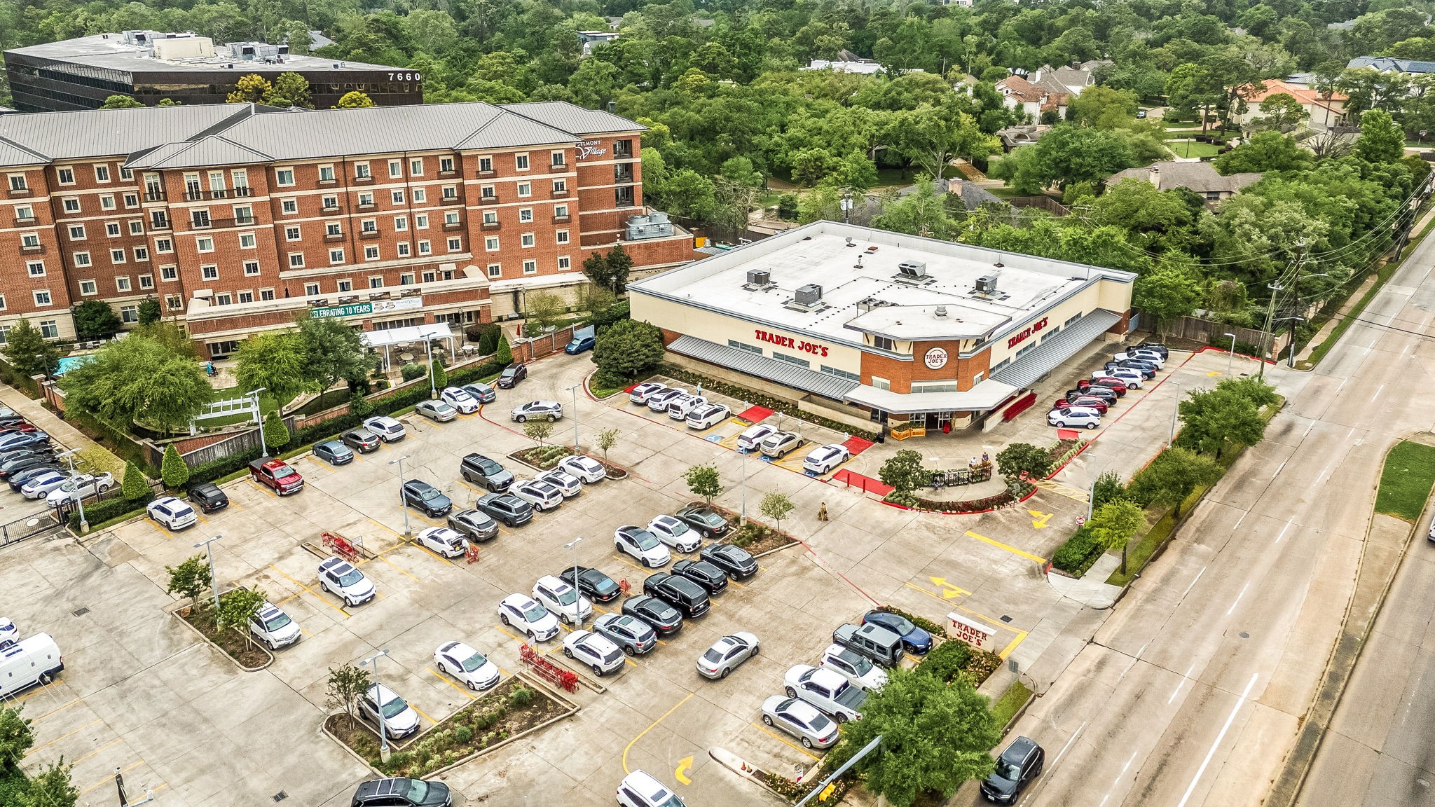 5917 San Felipe Street Houston, TX 77057 - Photo 33 of 41 an aerial view of a multi story parking building