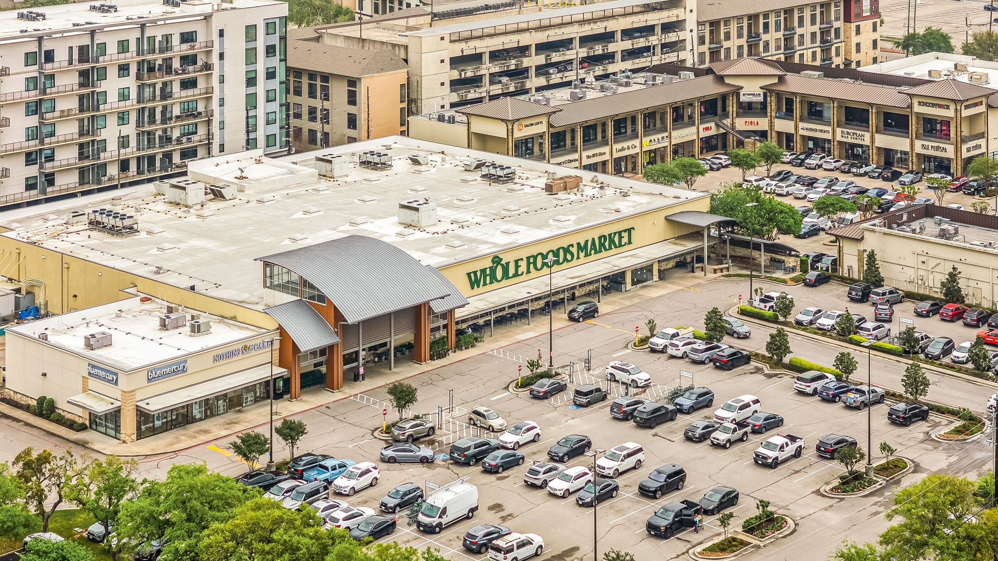 5917 San Felipe Street Houston, TX 77057 - Photo 34 of 41 a view of a building with a lot of stuff