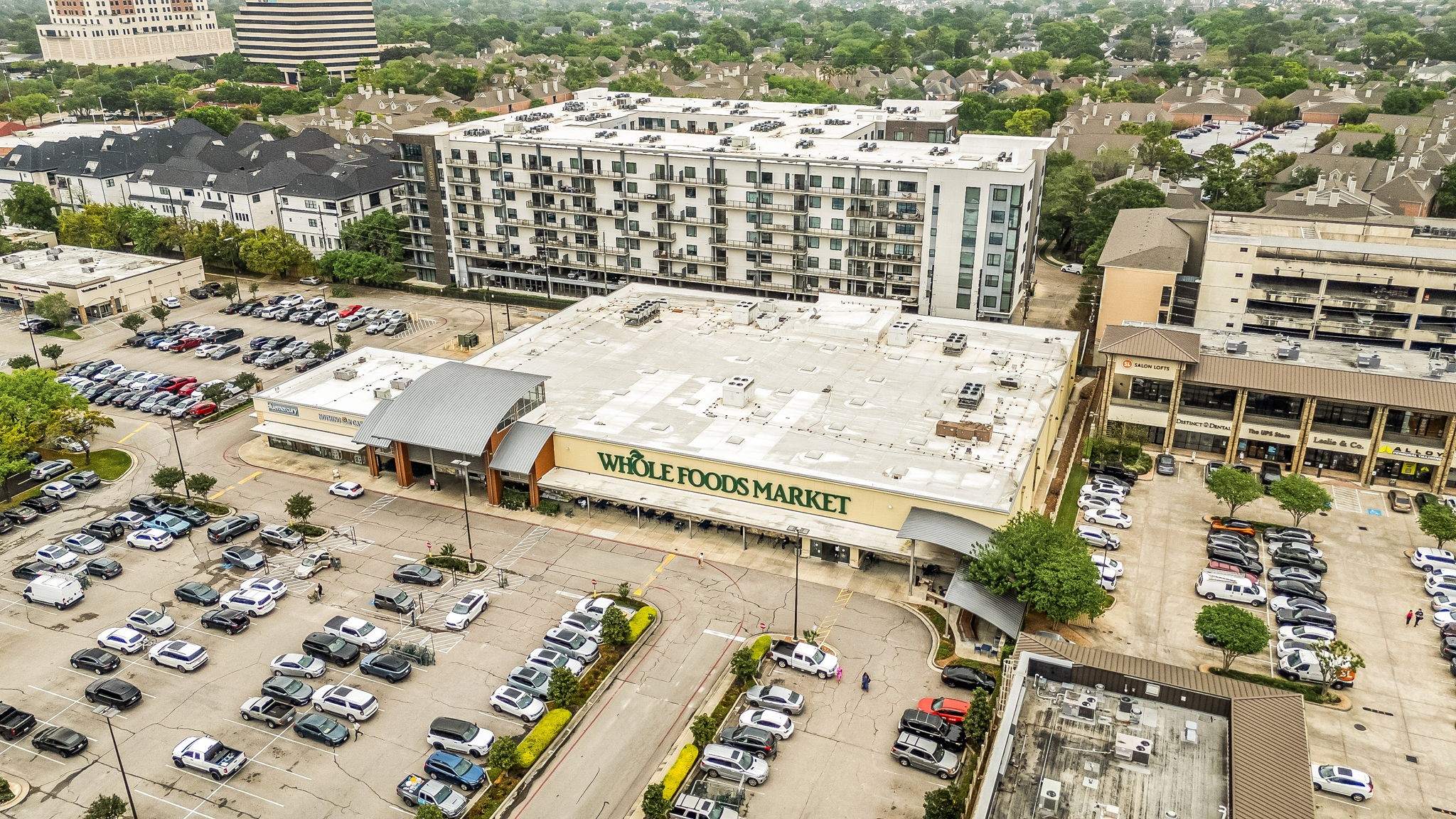 5917 San Felipe Street Houston, TX 77057 - Photo 36 of 41 a view of a city that has tall buildings