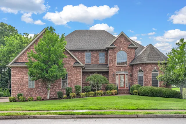 $779,900 | 306 Gray Hawk Trail, Clarksville, TN 37043