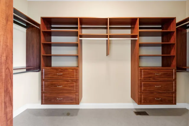 $779,900 | 306 Gray Hawk Trail, Clarksville, TN 37043