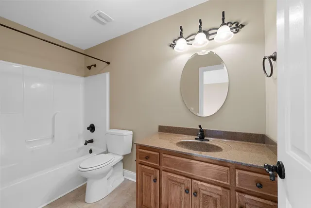 $779,900 | 306 Gray Hawk Trail, Clarksville, TN 37043