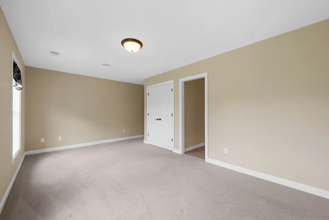 $779,900 | 306 Gray Hawk Trail, Clarksville, TN 37043