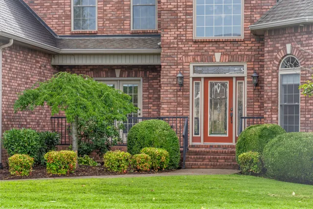 $779,900 | 306 Gray Hawk Trail, Clarksville, TN 37043