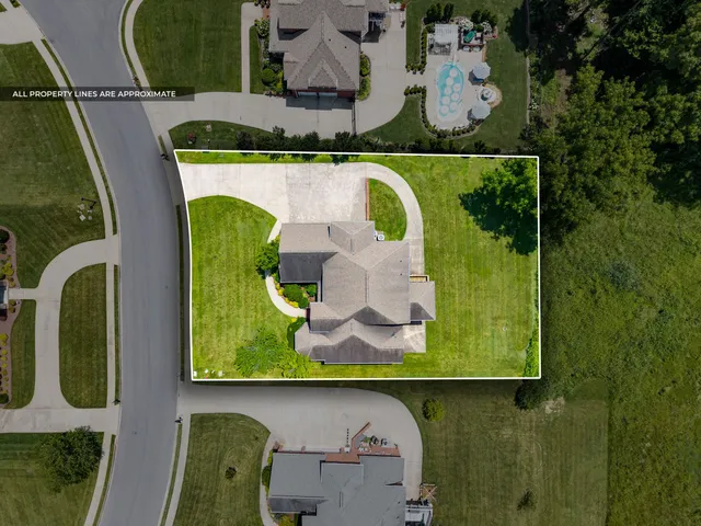 $779,900 | 306 Gray Hawk Trail, Clarksville, TN 37043