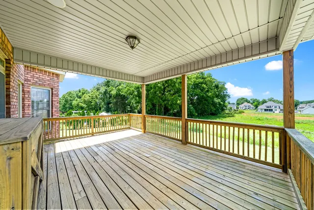 $779,900 | 306 Gray Hawk Trail, Clarksville, TN 37043