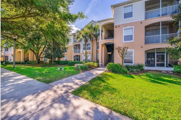 $1,695 | 6166 Stevenson Drive, Unit 302, Orlando, FL 32835