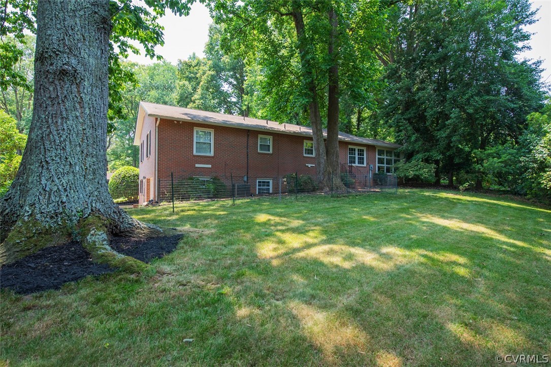 8432 Abbey Road Richmond, VA 23235 - Photo 8 of 38 Gallery Image 8