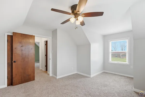 $240,000 | 2309 Southeast 28th Court, Topeka, KS 66605