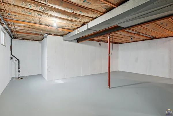 $240,000 | 2309 Southeast 28th Court, Topeka, KS 66605