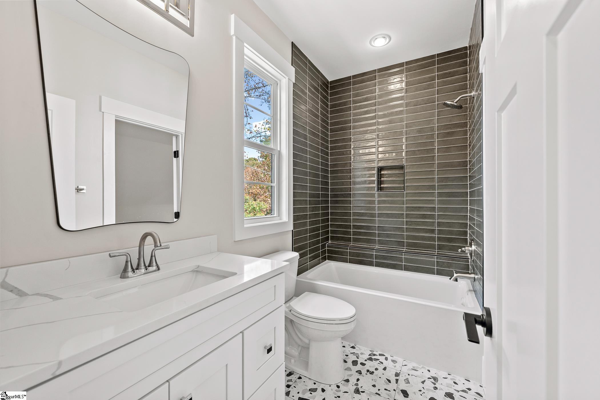 65 New Tilth Road Taylors, SC 29687 - Photo 36 of 40