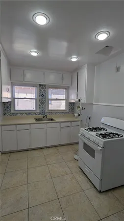 $2,400 | 8801 Valley View Street, Buena Park, CA 90620