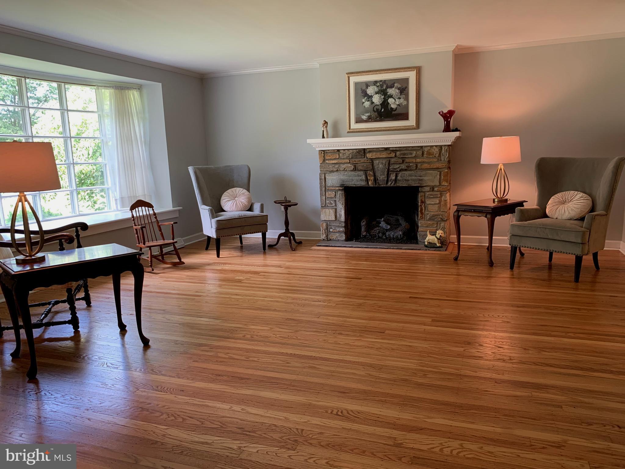 154 Deer Run Road Willow Grove, PA 19090 - Photo 9 of 19 Gallery Image 9