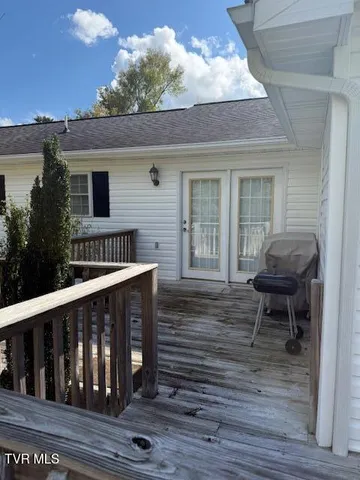 $405,000 | 165 Smith Avenue, Erwin, TN 37650