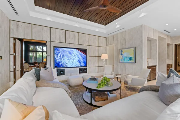 $21,500,000 | 232 West Bears Club Drive, Jupiter, FL 33477