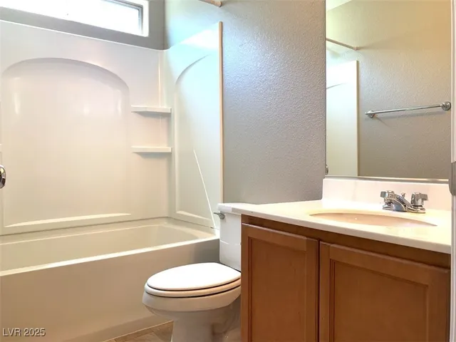 $1,800 | 10801 Cape Shore Avenue, Las Vegas, NV 89166