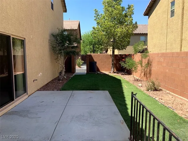 $1,800 | 10801 Cape Shore Avenue, Las Vegas, NV 89166