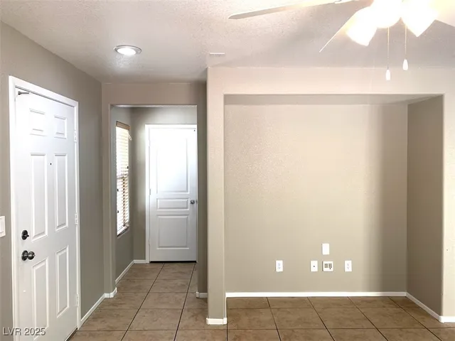 $1,800 | 10801 Cape Shore Avenue, Las Vegas, NV 89166