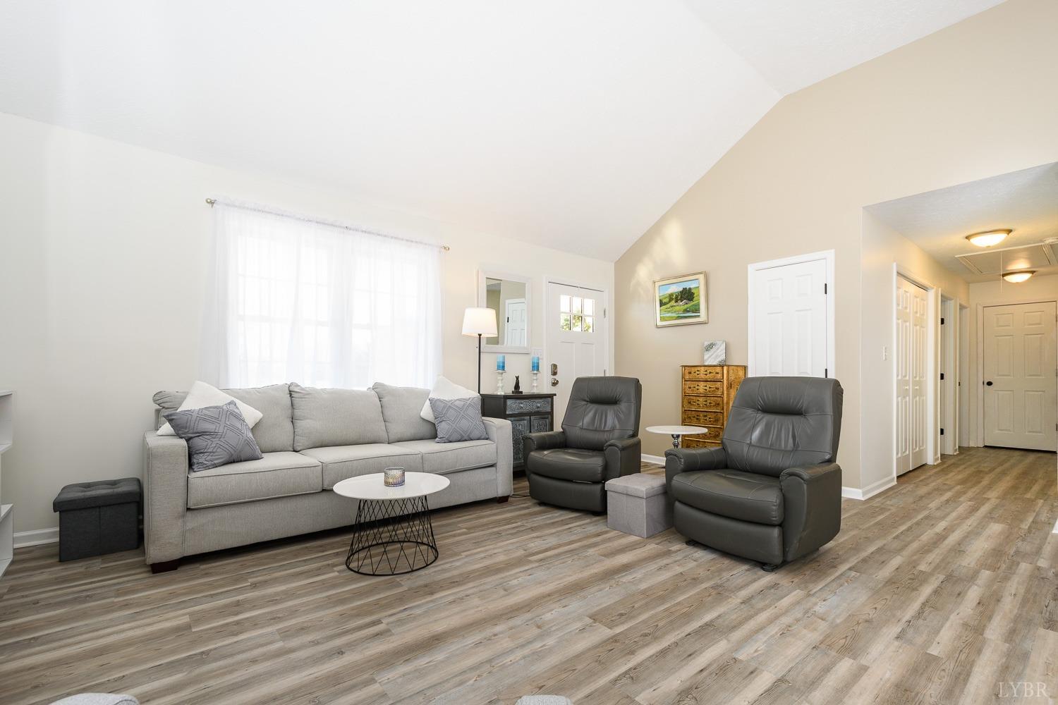 1063 Bellevue Road Forest, VA 24551 - Photo 8 of 24 Gallery Image 8