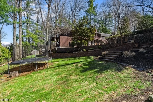 $949,000 | 1044 Summit Lane, Mountainside, NJ 07092