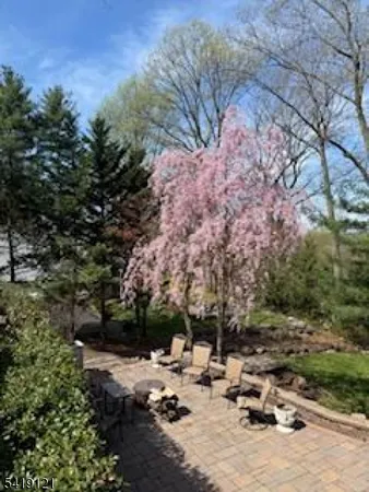 $949,000 | 1044 Summit Lane, Mountainside, NJ 07092