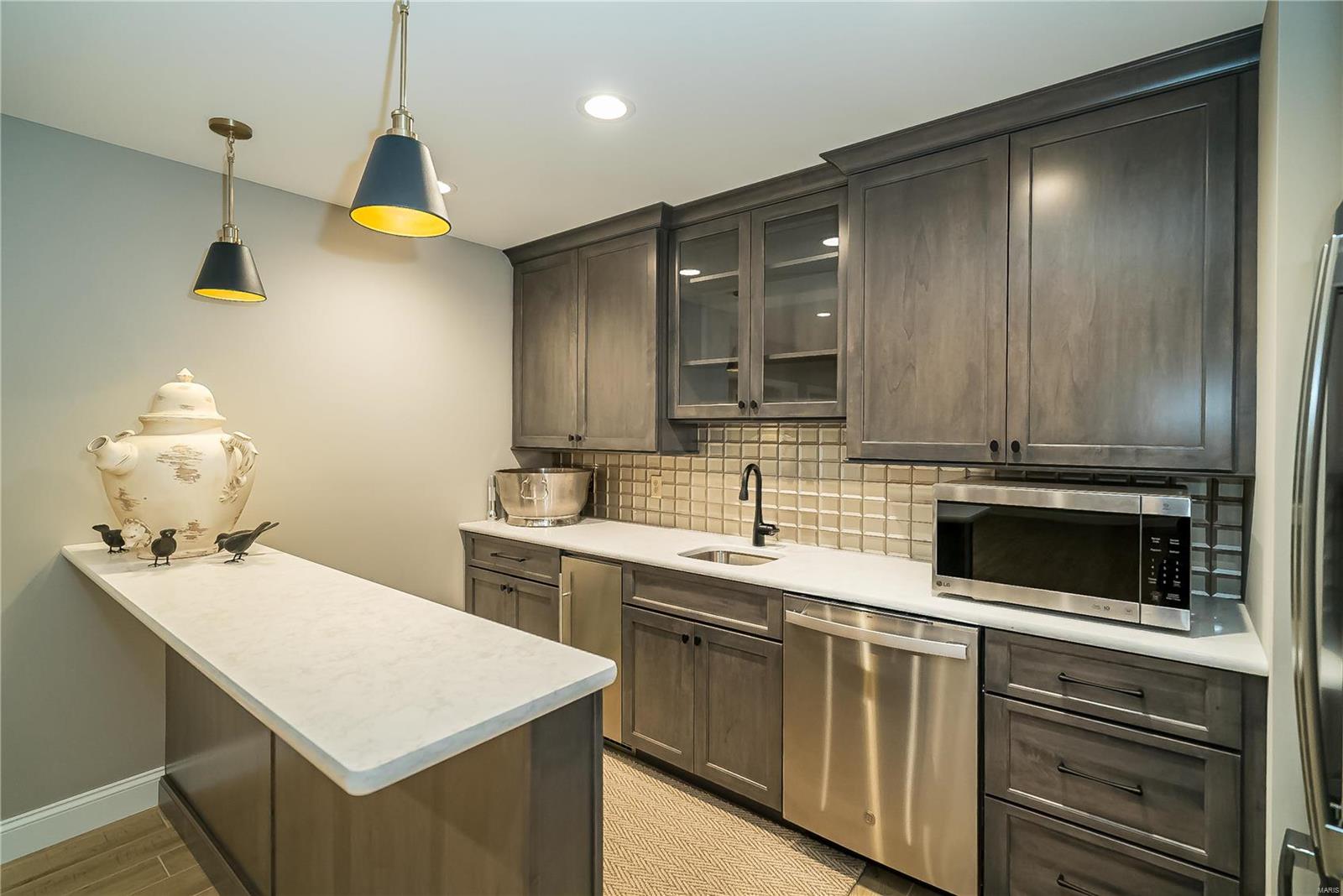 18 Lynnbrook Road St. Louis, MO 63131 - Photo 40 of 48 Gallery Image 40