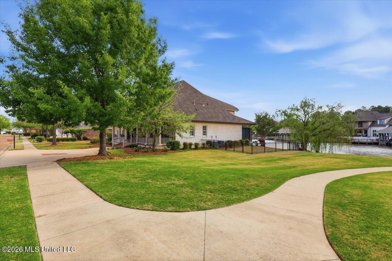 136 Chadwyck Place Madison, MS 39110 - Photo 2 of 52 03-136 Chadwyck Pl _ Home Tours MS