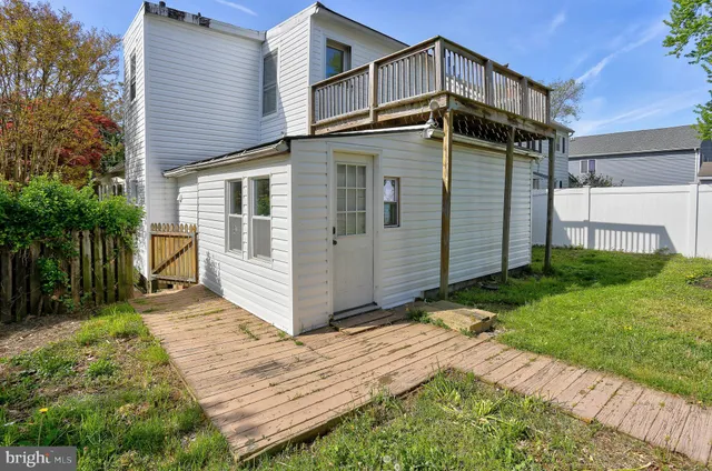 $220,000 | 216 Clyde Avenue, Halethorpe, MD 21227