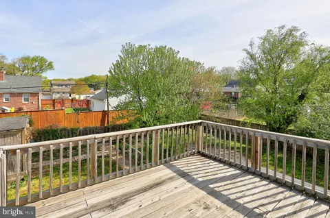 $220,000 | 216 Clyde Avenue, Halethorpe, MD 21227