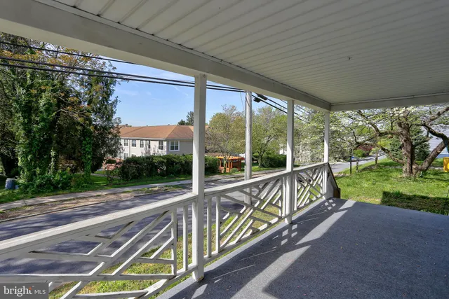 $220,000 | 216 Clyde Avenue, Halethorpe, MD 21227