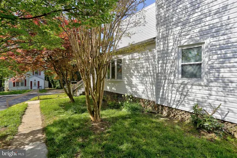 $220,000 | 216 Clyde Avenue, Halethorpe, MD 21227