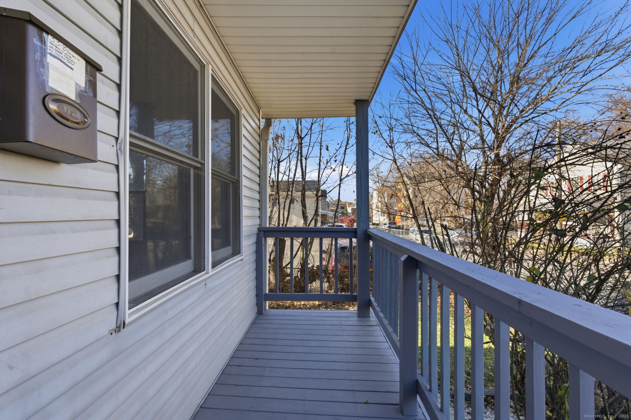 33 Guilford Street, Unit B Hartford, CT 06120 - Photo 17 of 20