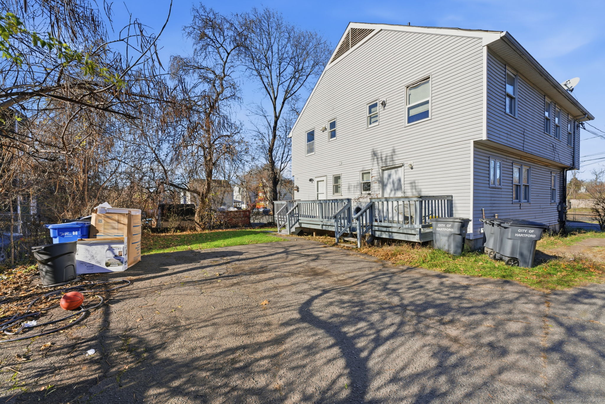 33 Guilford Street, Unit B Hartford, CT 06120 - Photo 18 of 20