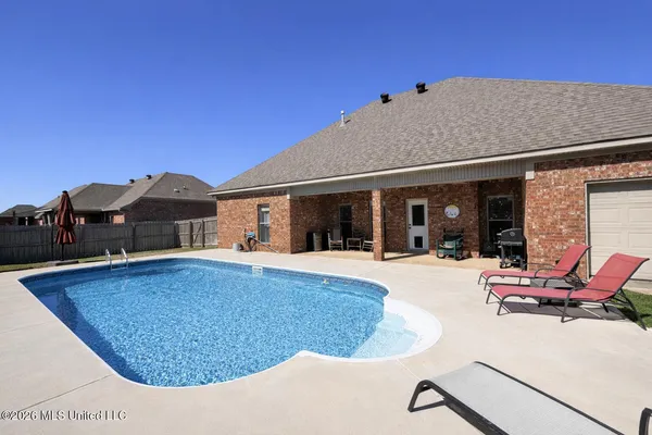 $349,900 | 319 Bullock Circle, Richland, MS 39218
