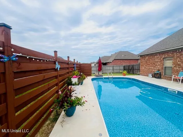 $369,900 | 319 Bullock Circle, Richland, MS 39218