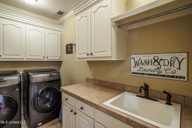 $369,900 | 319 Bullock Circle, Richland, MS 39218