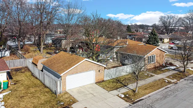 $420,000 | 8796 Madison Avenue, Munster, IN 46321