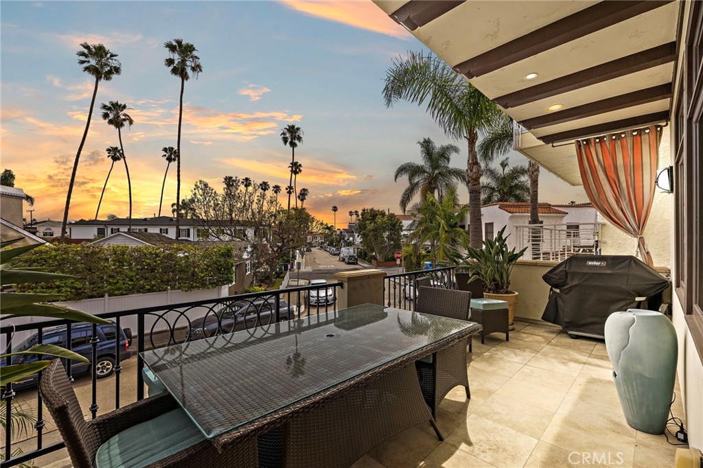 159 Angelo Walk Long Beach, CA 90803 - Photo 31 of 35
