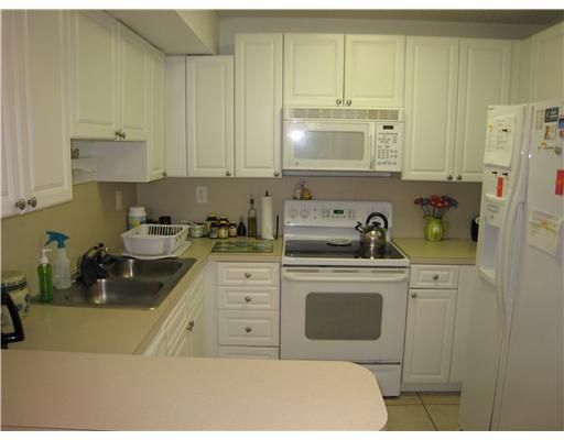 8207 Thames Boulevard, Unit D Boca Raton, FL 33433 - Photo 4 of 8 Additional Photo
