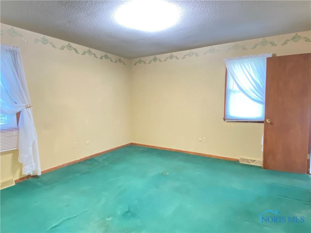 9260 Old State Line Road Holland, OH 43528 - Photo 15 of 30 Gallery Image 15