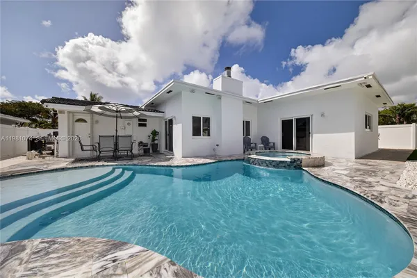 $8,500 | 2161 Northeast 62nd Court, Fort Lauderdale, FL 33308