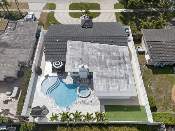 $7,500 | 2161 Northeast 62nd Court, Fort Lauderdale, FL 33308