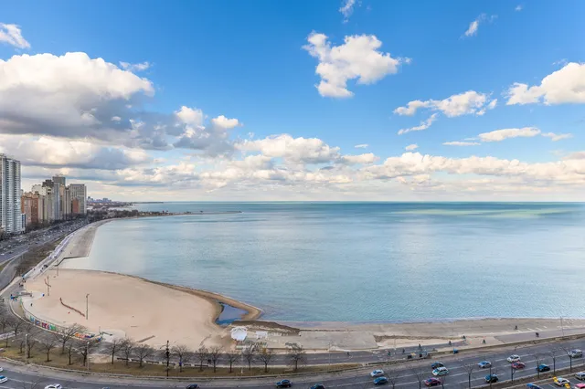 $7,250,000 | 189 East Lake Shore Drive, Unit PH18, Chicago, IL 60611