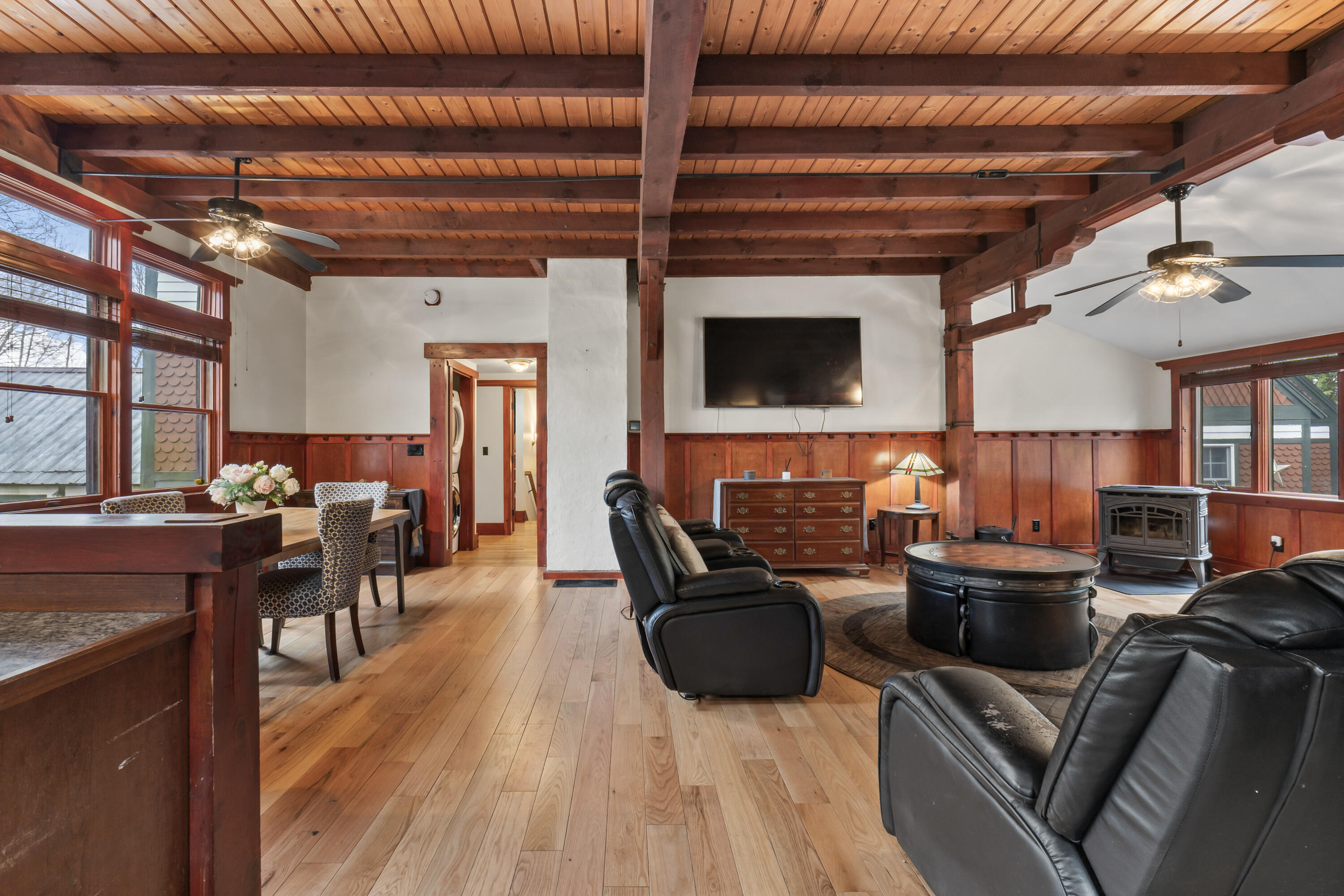 65 Main Street York, ME 03909 - Photo 13 of 33 living