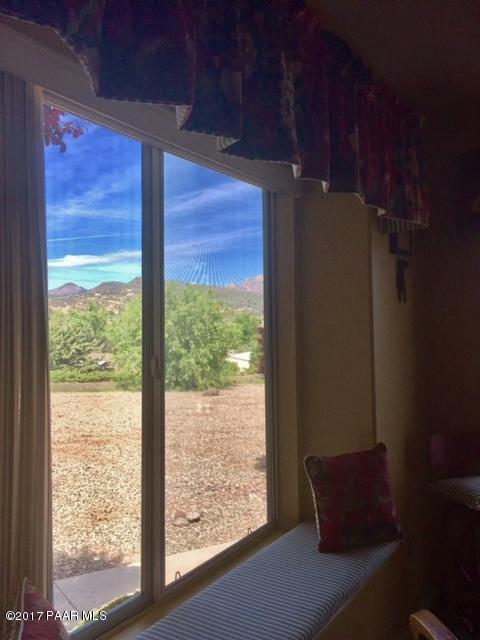 3060 Smokey Road, Unit 18E Prescott, AZ 86301 - Photo 8 of 24 dining sitting bench/nook with view