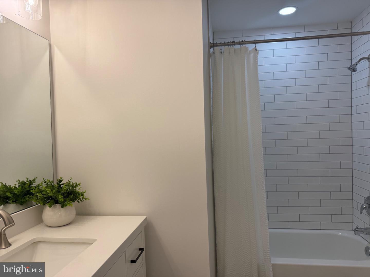 473 Linvill Road Media, PA 19063 - Photo 19 of 31 Modern bathroom with sleek design.
