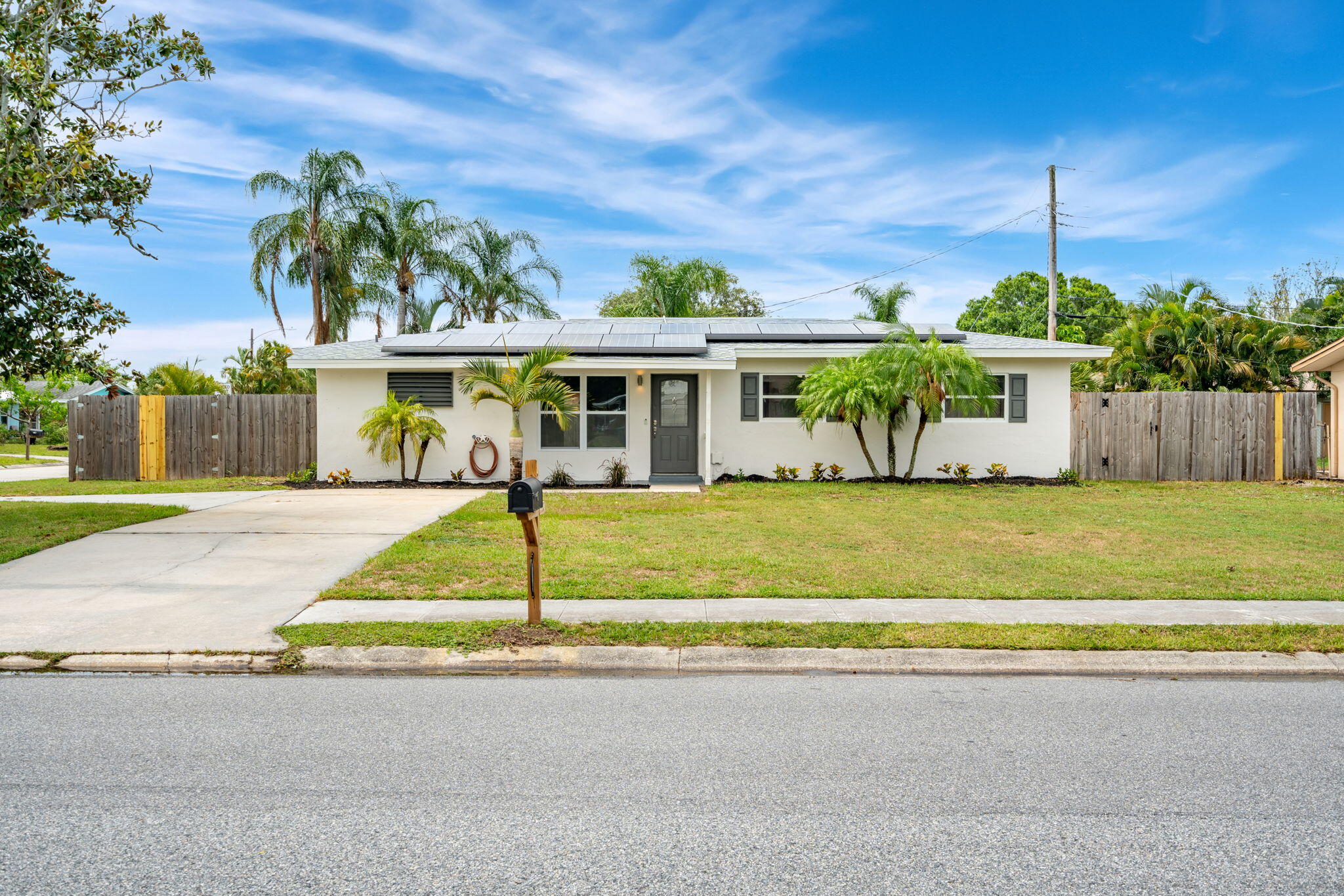 2484 Fatzler Road Melbourne, FL 32935 - Photo 1 of 24 Front