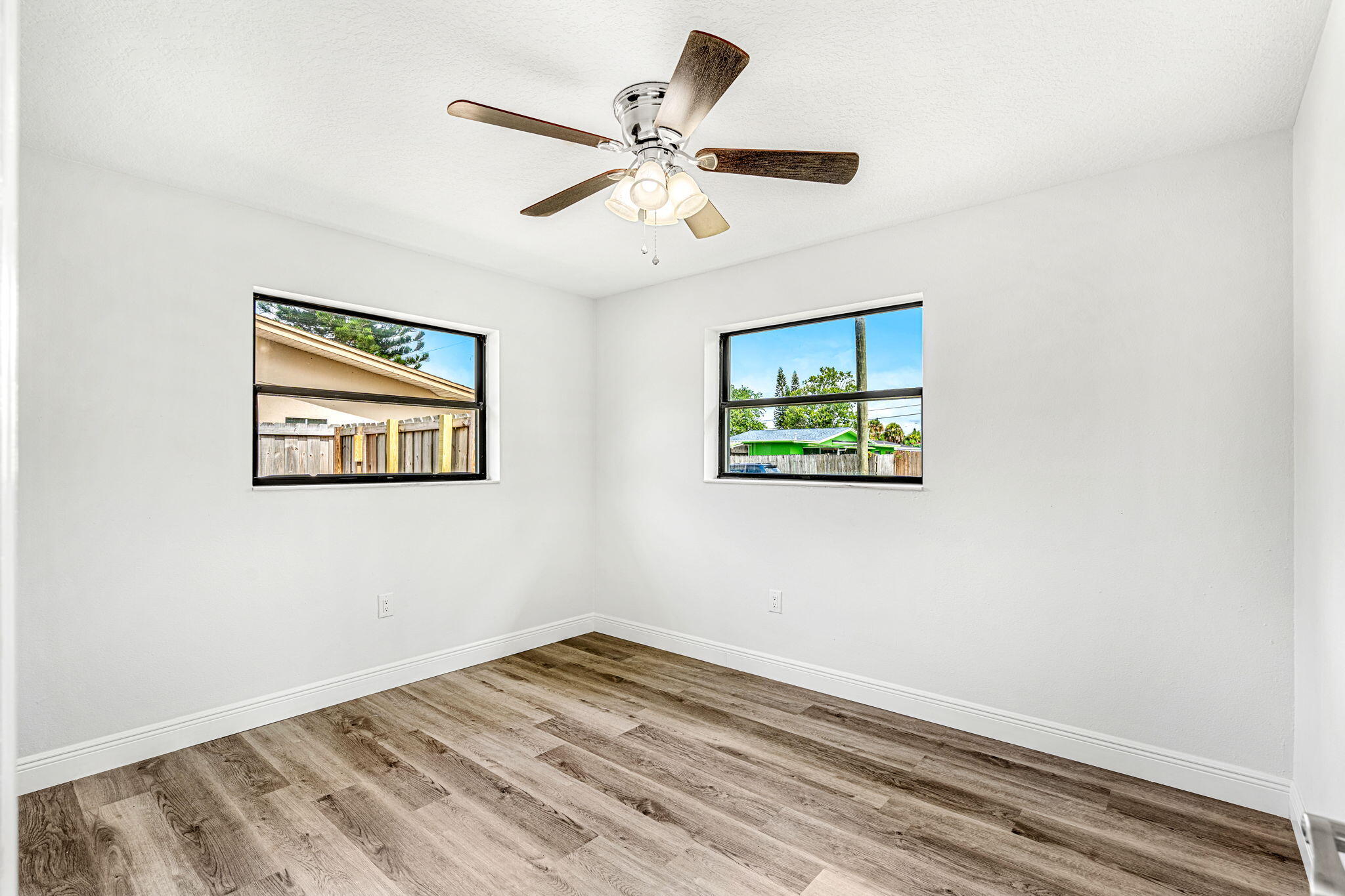 2484 Fatzler Road Melbourne, FL 32935 - Photo 11 of 24 18-web-or-mls-DSC04918-HDR